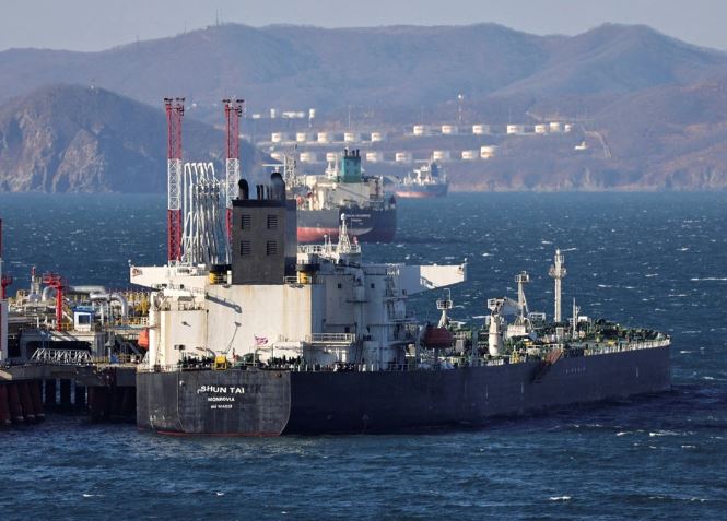 Mỹ gia hạn miễn trừ trừng phạt với vận chuyển dầu mỏ của Nga