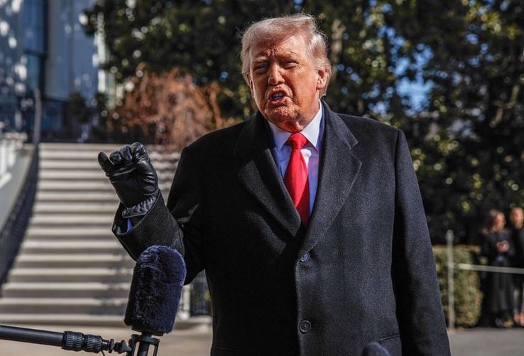 Ông Trump chỉ trích Tổng thống Ukraine, kêu gọi Kiev tổ chức bầu cử