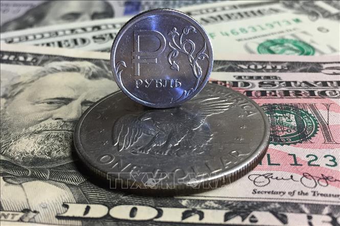 Chuyên gia Nga: Đồng ruble vẫn có vị thế khá vững chắc