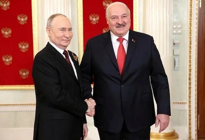 Tổng thống Nga Putin thăm đồng minh Belarus