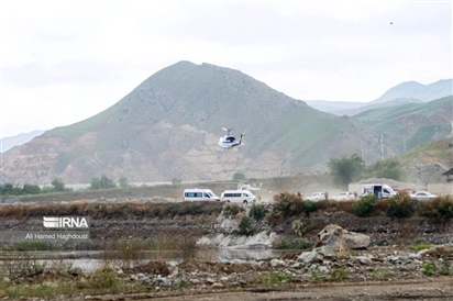 Phát hiện dấu vết trực thăng chở tổng thống Iran