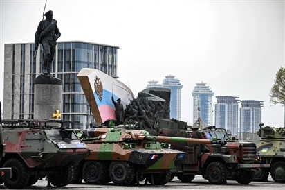 Nga trưng bày chiến lợi phẩm từ chiến trường Ukraine để kỷ niệm Ngày Chiến thắng