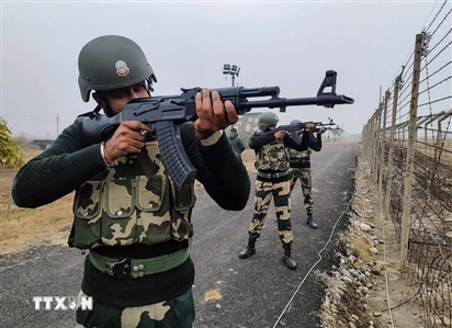 Ấn Độ và Pakistan bắt giữ lính biên phòng của nhau