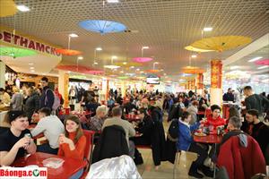 Tin ảnh: Lễ hội ẩm thực đường phố Việt Nam lần thứ 8 với chủ đề: Chào Mừng ngày Quốc tế Phụ nữ 08/03