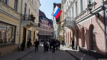 Estonia yêu cầu Đại sứ quán Nga giảm số lượng nhân viên ngoại giao