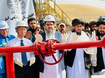 Afghanistan dưới thời Taliban bắt đầu khai thác dầu