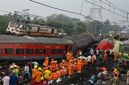 Việt Nam gửi điện chia buồn về tai nạn đường sắt ở Ấn Độ