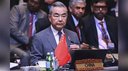 Ấn Độ tăng cường hoạt động ngoại giao với Trung Quốc và Nga giữa lúc căng thẳng với Mỹ