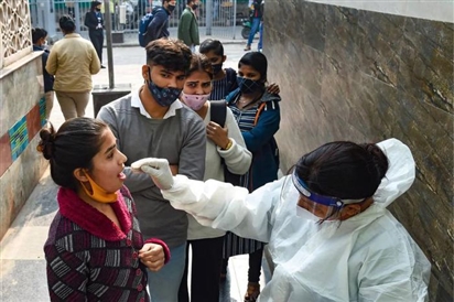Ấn Độ báo động ca nhiễm COVID-19 tăng mạnh nhiều ngày liên tiếp