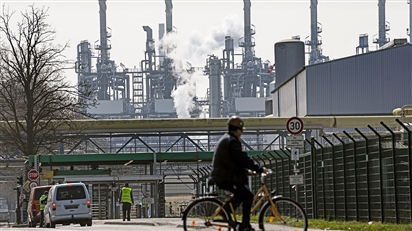 Nga có thể ngừng cung cấp dầu cho hai nhà máy của Đức