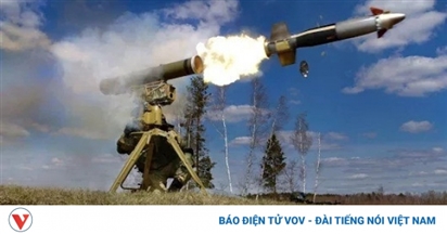 Nga dùng tên lửa Kornet gắn đầu đạn nhiệt áp nhằm vào xe tăng Ukraine