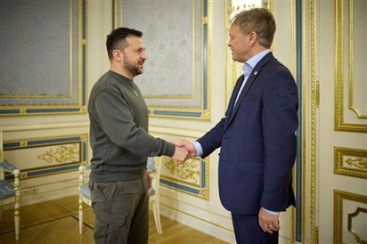 Bộ trưởng Quốc phòng Anh muốn đưa quân đội Anh đến Ukraine