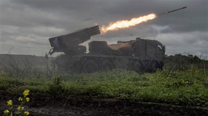 Nga tiến công mạnh mẽ trên mặt trận Donetsk