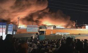 Cháy lớn ở khu chợ Temernik tại thành phố Rostov-on-Don