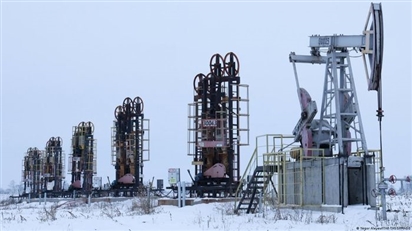 Phản ứng của các bên về việc áp giá trần đối với dầu Nga