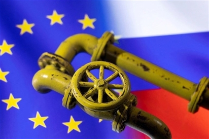 Ba Lan bất đồng với EU về giá trần năng lượng Nga