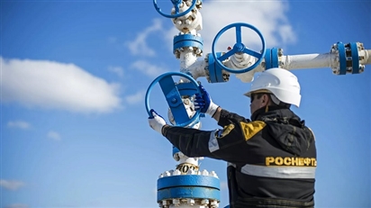 Dân Ba Lan thán phục kỹ năng của Nga trên thị trường dầu mỏ