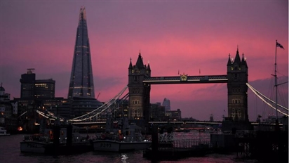 Truyền thông đưa tin: London cho phép Mỹ tiếp tục sử dụng căn cứ quân sự Anh để tấn công Iran