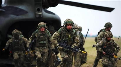 Anh tuyên bố sẵn sàng đưa quân tới Ukraina