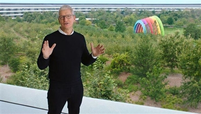 Lý do Tim Cook từ chức CEO Apple ngay trước khi iPhone Duo ra mắt