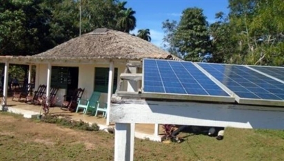 Giữa vòng kiềm toả năng lượng của Mỹ, Cuba nhận món quà quý từ nước cạnh Việt Nam