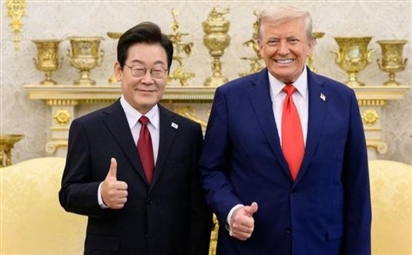 Hàn Quốc đề xuất Tổng thống Trump làm sứ giả kết nối với Triều Tiên