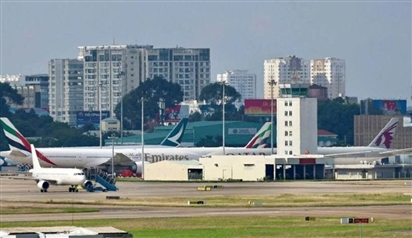 Hủy loạt chuyến bay giữa Việt Nam và Trung Đông, 3 máy bay mắc kẹt tại Nội Bài