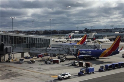 3,2 triệu hành khách đi máy bay tại Mỹ bị ảnh hưởng do chính phủ đóng cửa