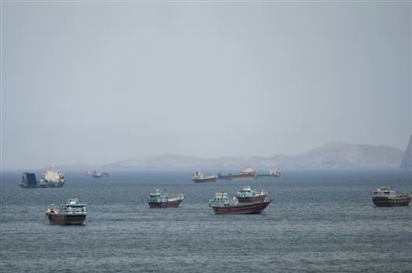 Iran siết kiểm soát eo biển Hormuz, bắt giữ tàu giữa bế tắc đàm phán với Mỹ