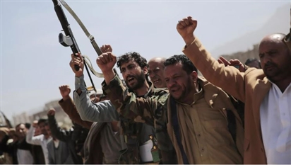 Houthis cảnh báo sẽ tham gia mạnh mẽ vào xung đột nếu Iran tiếp tục bị tấn công