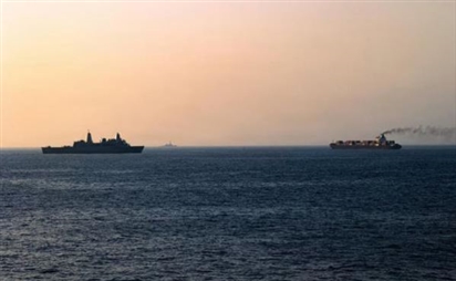 Tổng thống Trump ra lệnh khẩn sau khi Iran tuyên bố thu được tiền quá cảnh của tàu bè ở Hormuz