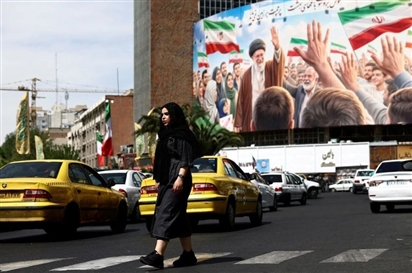 Iran dùng mạng xã hội Mỹ để ‘gậy ông đập lưng ông’