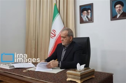 Iran không đàm phán về tên lửa đạn đạo, Mỹ phản đối Tehran thu phí ở Hormuz