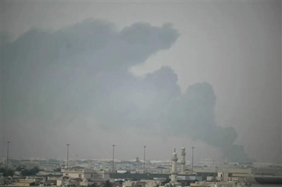 Loạt nước vùng Vịnh chìm trong khói lửa giữa 'cơn thịnh nộ' của Iran