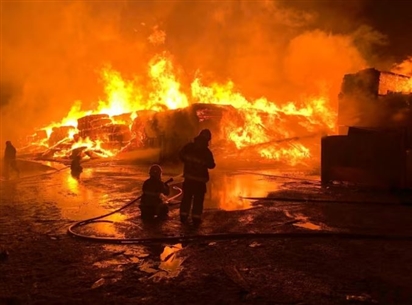 IRGC tung clip nhắm bắn chiến đấu cơ Mỹ, có tin F-35 bị tấn công phải hạ cánh khẩn cấp