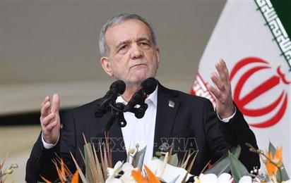 Tuyên bố mới nhất của Tổng thống Iran sau cái chết của Lãnh tụ Tối cao Khamenei