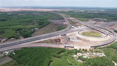 Đề xuất xây thêm 5 cao tốc, hình thành các hành lang kinh tế mới của Việt Nam