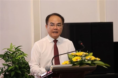 Bất ngờ số tiền gần 7 tỉ USD/năm mà lao động Việt Nam gửi về quê nhà