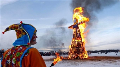 Sôi động Lễ tiễn mùa đông ở Nga