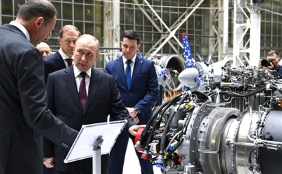 16 công nghệ chưa từng có của Nga dồn hết cho động cơ Máy bay thế kỷ 21: Đích thân TT Putin thị sát