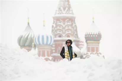 Vẻ đẹp băng giá: Bộ sưu ảnh đầy chất thơ từ những thành phố nhiều tuyết nhất thế giới