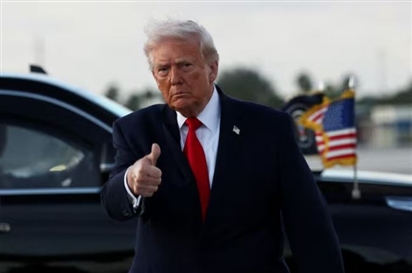 Ông Trump cân nhắc tấn công hạn chế vào Iran, hiện vẫn duy trì ngừng bắn