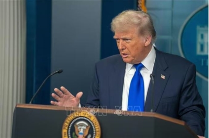 Tổng thống Trump cảnh báo Iran 'sẽ không tồn tại' nếu Mỹ không tiếp tục kiềm chế