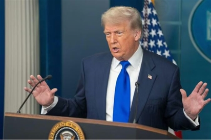 Tổng thống Trump 'dội gáo nước lạnh' vào đề xuất của Iran về mở lại Hormuz
