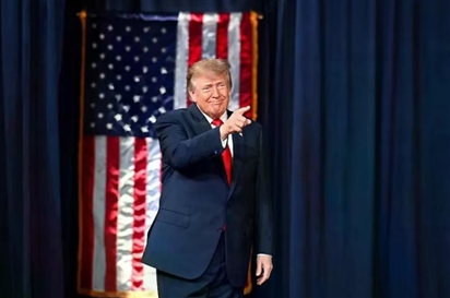 Ông Trump đề xuất đổi tên Đại Tây Dương hoặc Thái Bình Dương thành 'Đại dương Trump'