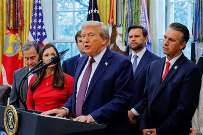 Mỹ tuyên bố tấn công tàu Venezuela nghi chở ma túy