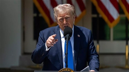 Ông Trump tuyên bố đường ống dầu Iran sẽ phát nổ sau ba ngày do bị Mỹ phong tỏa