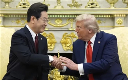 Hàn Quốc đề nghị Tổng thống Trump dẫn đầu nỗ lực ngoại giao hòa bình với Triều Tiên