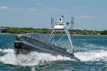 Mỹ lần đầu xác nhận triển khai tàu không người lái đối phó Iran giữa xung đột