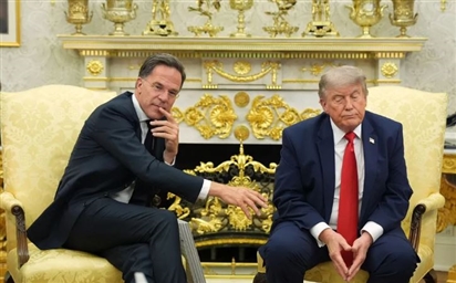 Lãnh đạo NATO gặp Tổng thống Trump nhằm nỗ lực xoa dịu căng thẳng